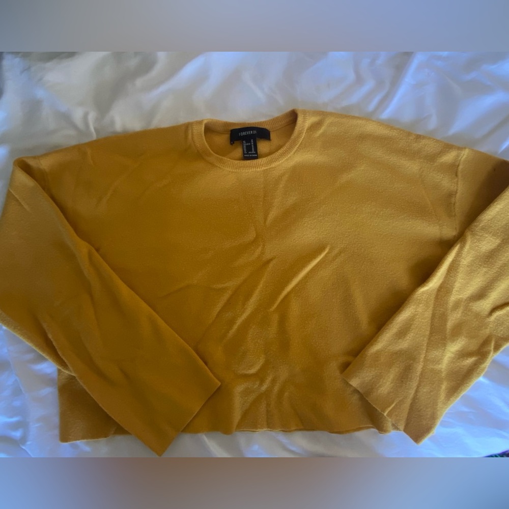 Mustard Yellow Forever 21 Cropped Long Sleeve Size Medium